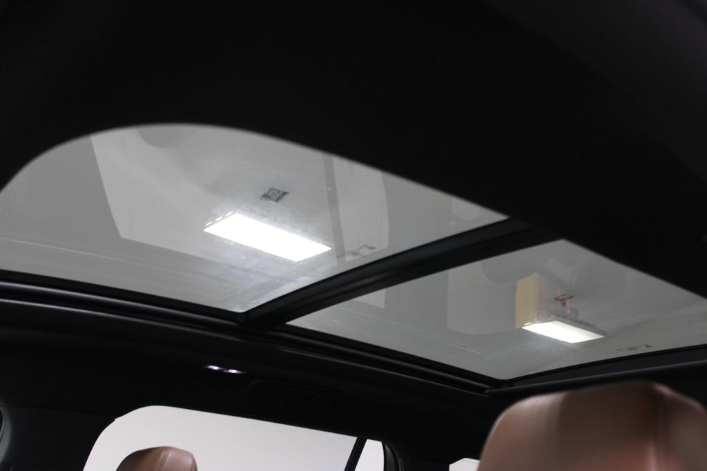 Used 2023 Lincoln Aviator Reserve w/ Equipment Group 201A image 57