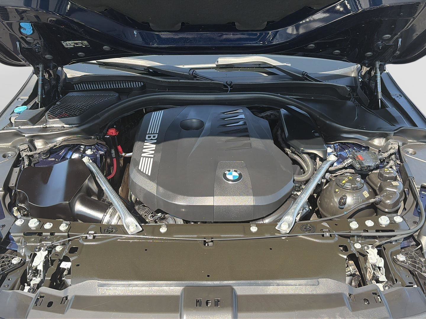 Certified 2024 BMW 540i xDrive w/ Premium Package AWD/4WD image 19