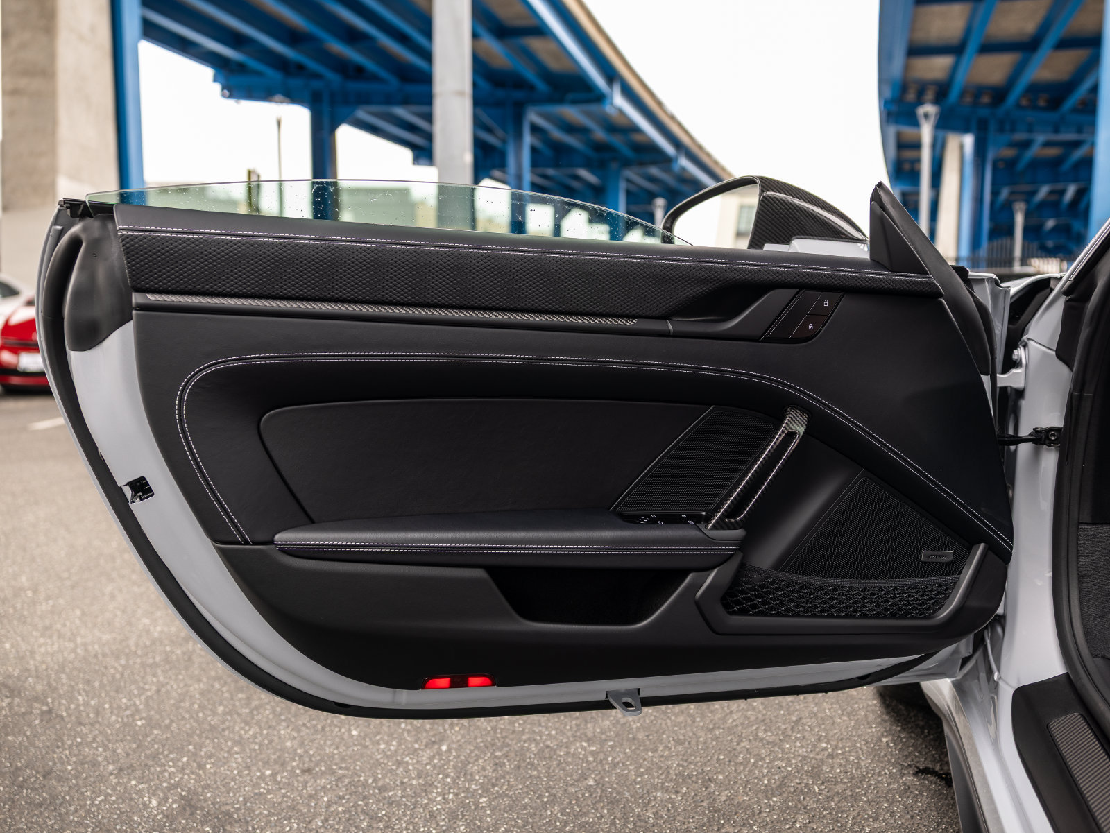 Certified 2026 Porsche 911 GT3 w/ Lightweight Package In Black RWD image 44