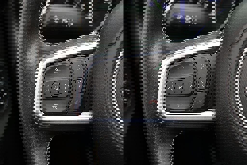 Used 2022 Jeep Wrangler Unlimited Sahara w/ Cold Weather Group image 20