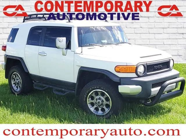 Used 2013 Toyota FJ Cruiser 4WD image 1