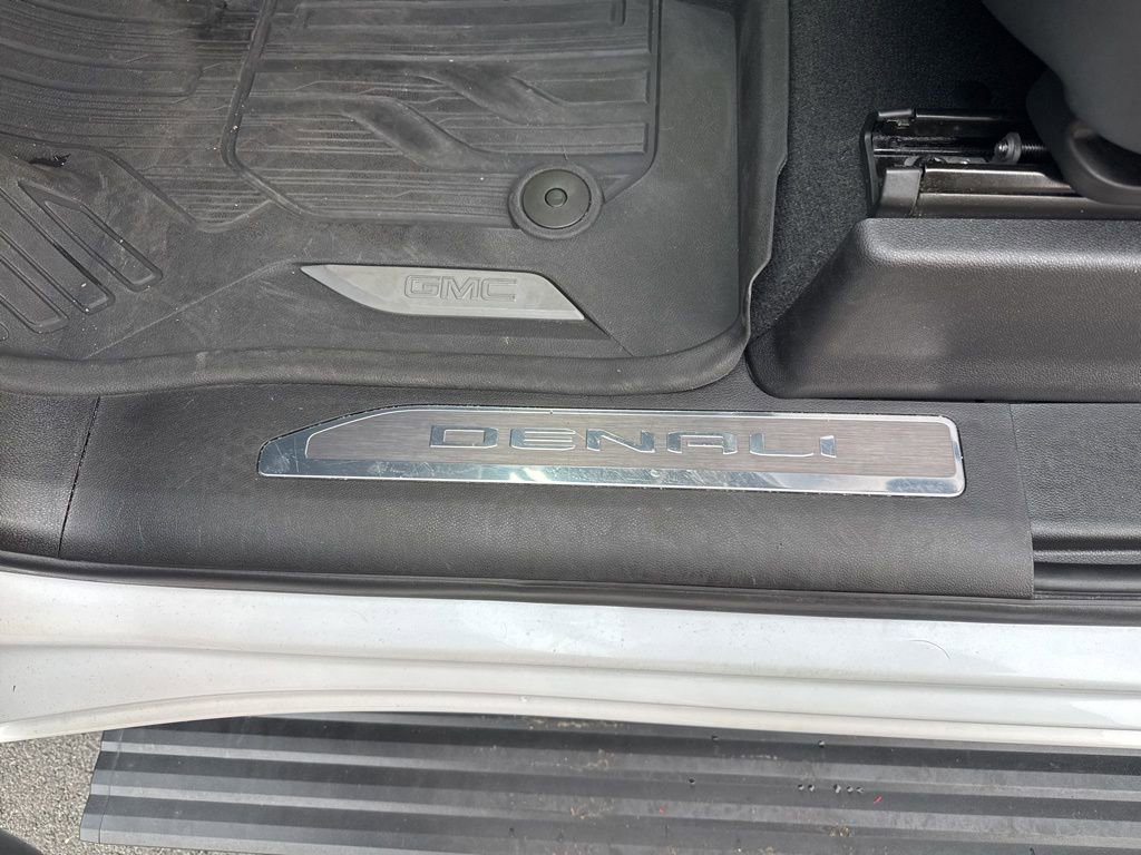 Used 2023 GMC Sierra 3500 Denali image 80
