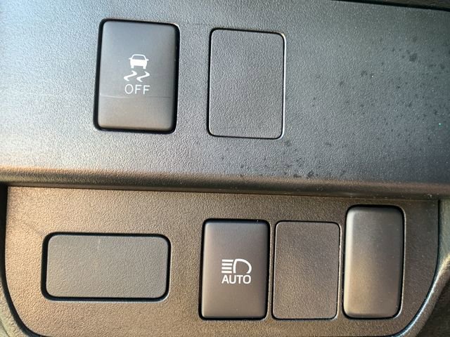 Used 2021 Toyota Tacoma SR image 31