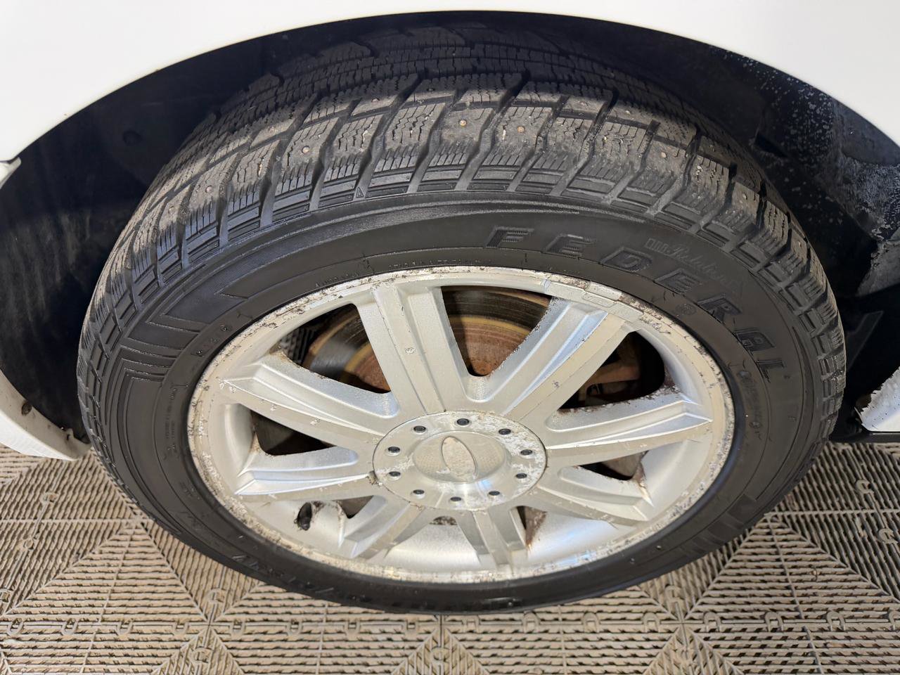 Used 2006 Ford Five Hundred Limited image 17