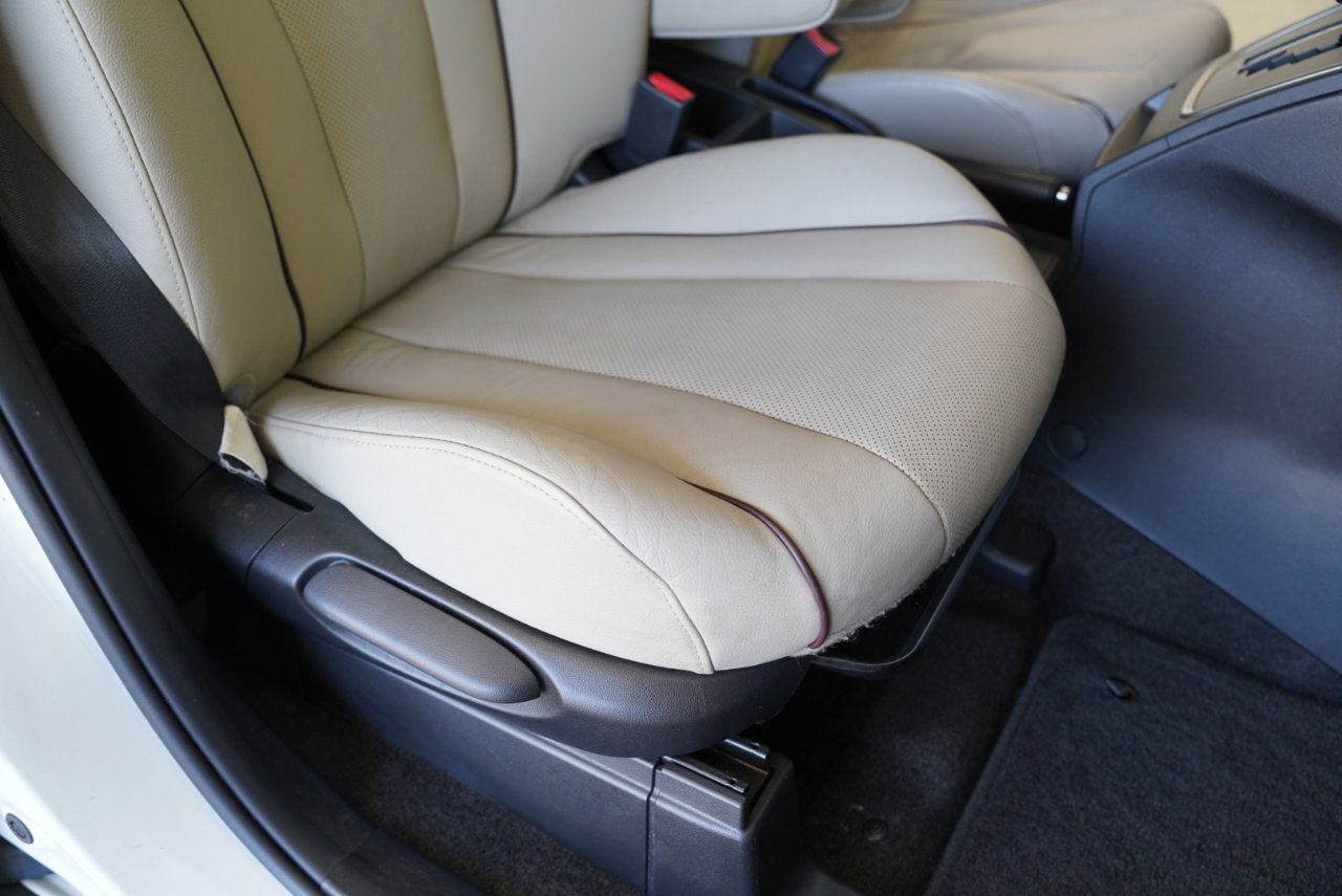 Used 2014 MAZDA MAZDA5 Grand Touring image 30