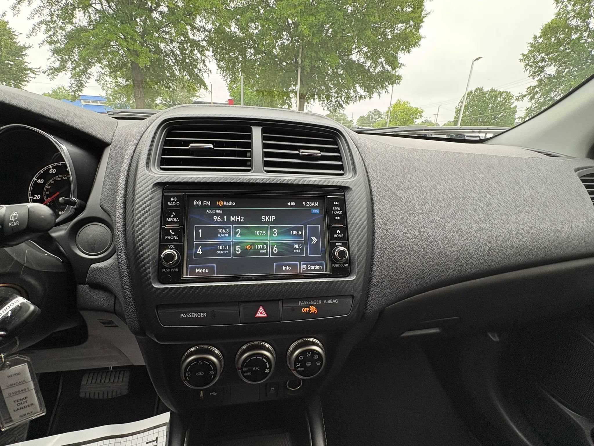 Used 2025 Mitsubishi Outlander Sport ES AWD/4WD image 33