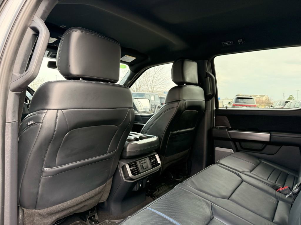Used 2024 Ford F150 Platinum w/ FX4 Off-Road Package image 36