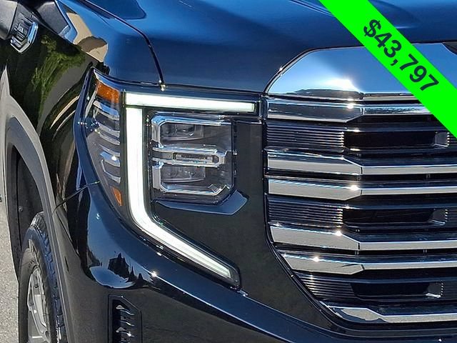 Used 2024 GMC Sierra 1500 SLT AWD/4WD image 9