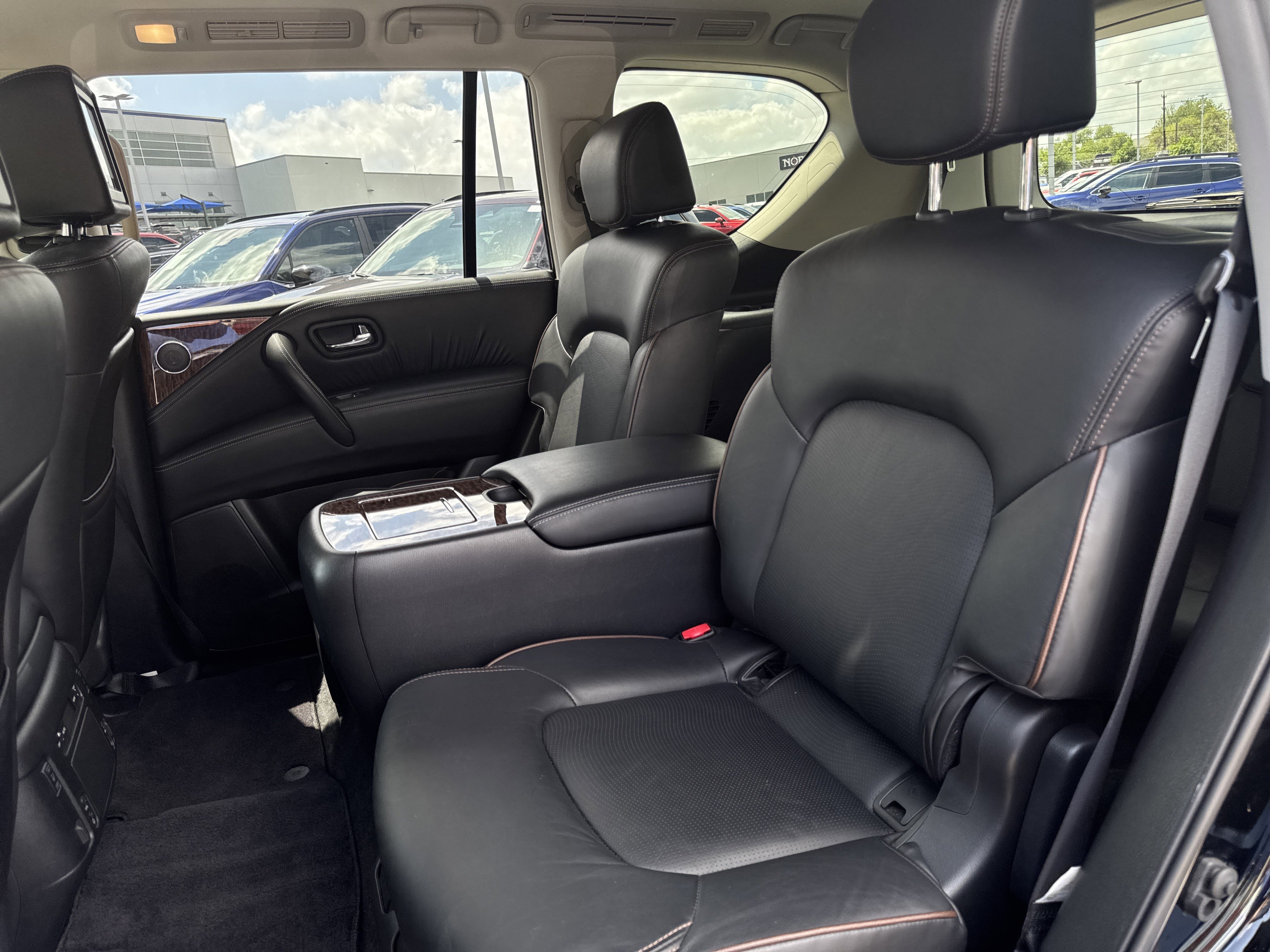 Used 2020 Nissan Armada Platinum w/ Captain's Chairs Package AWD/4WD image 30