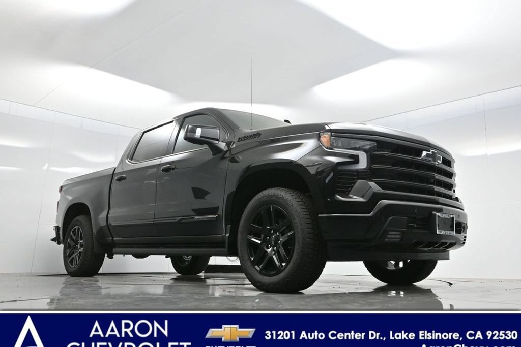New 2025 Chevrolet Silverado 1500 High Country w/ Midnight Edition AWD/4WD image 2
