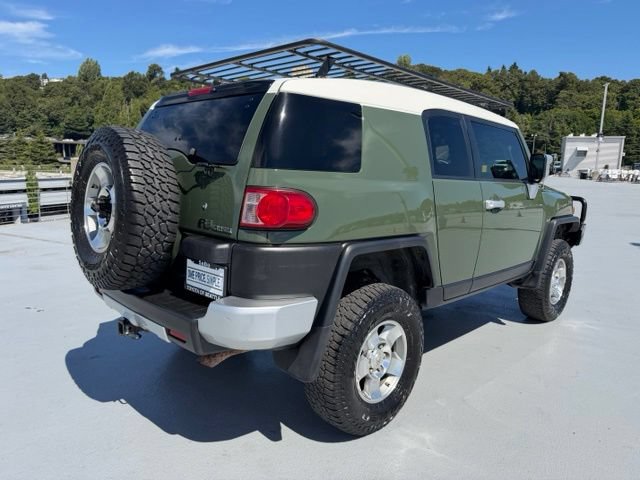 Used 2010 Toyota FJ Cruiser 4WD w/ Convenience Pkg image 3