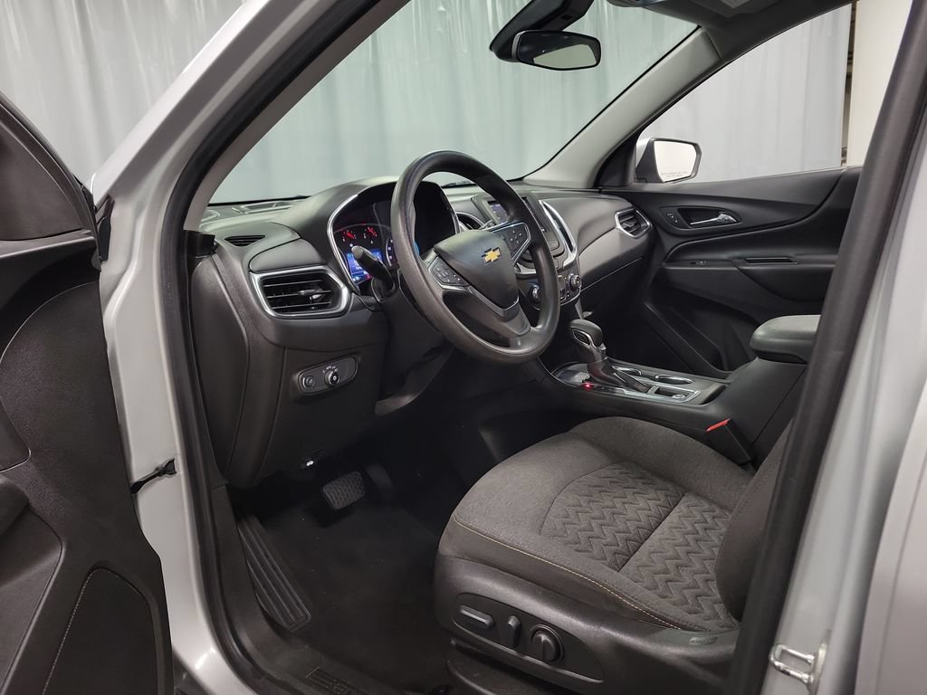 Used 2022 Chevrolet Equinox LT FWD image 12
