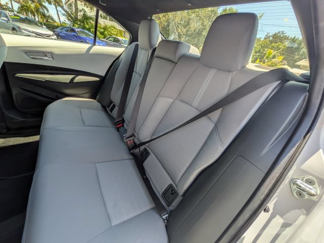 Used 2026 Toyota Corolla SE FWD image 12
