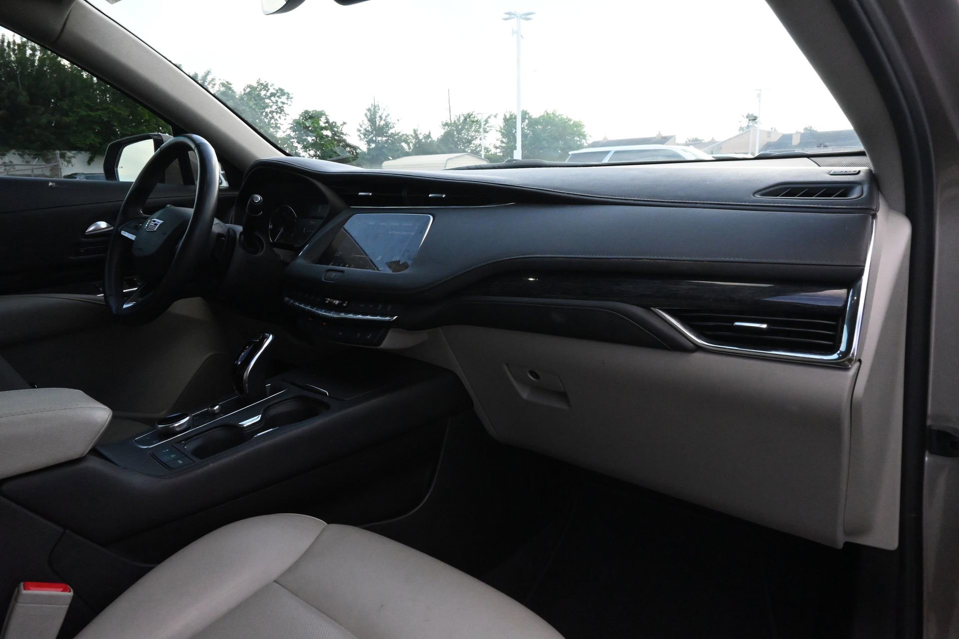 Certified 2023 Cadillac XT4 Premium Luxury FWD image 25