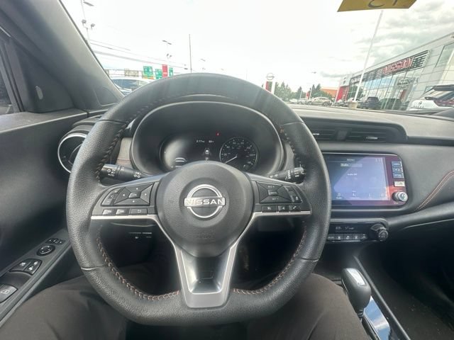 Used 2023 Nissan Kicks SR FWD image 16