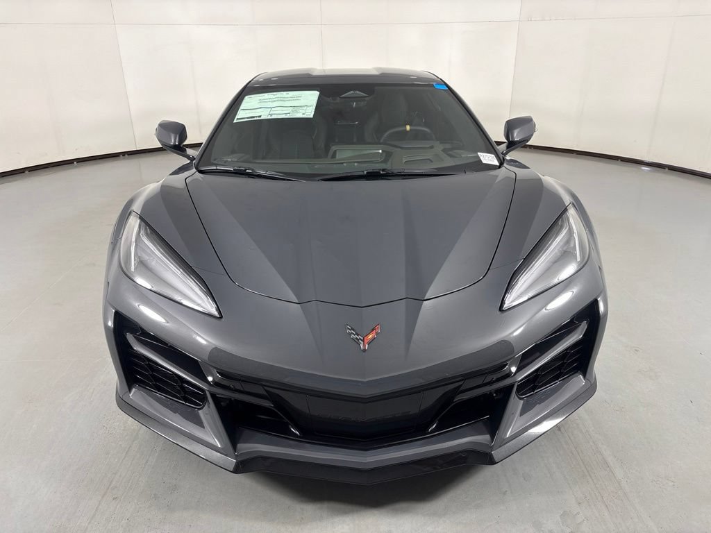 New 2027 Chevrolet Corvette Grand Sport X w/ Stealth Interior Trim Package AWD/4WD image 4