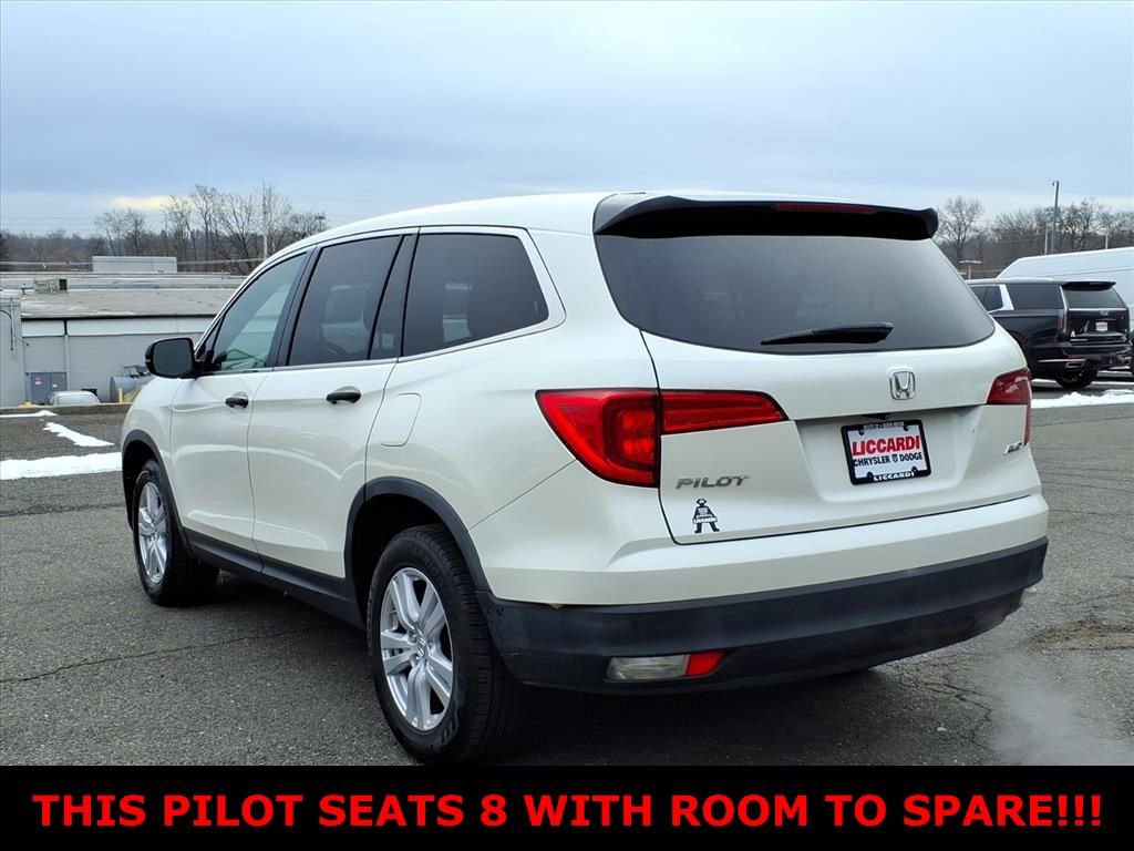 Used 2018 Honda Pilot LX image 5