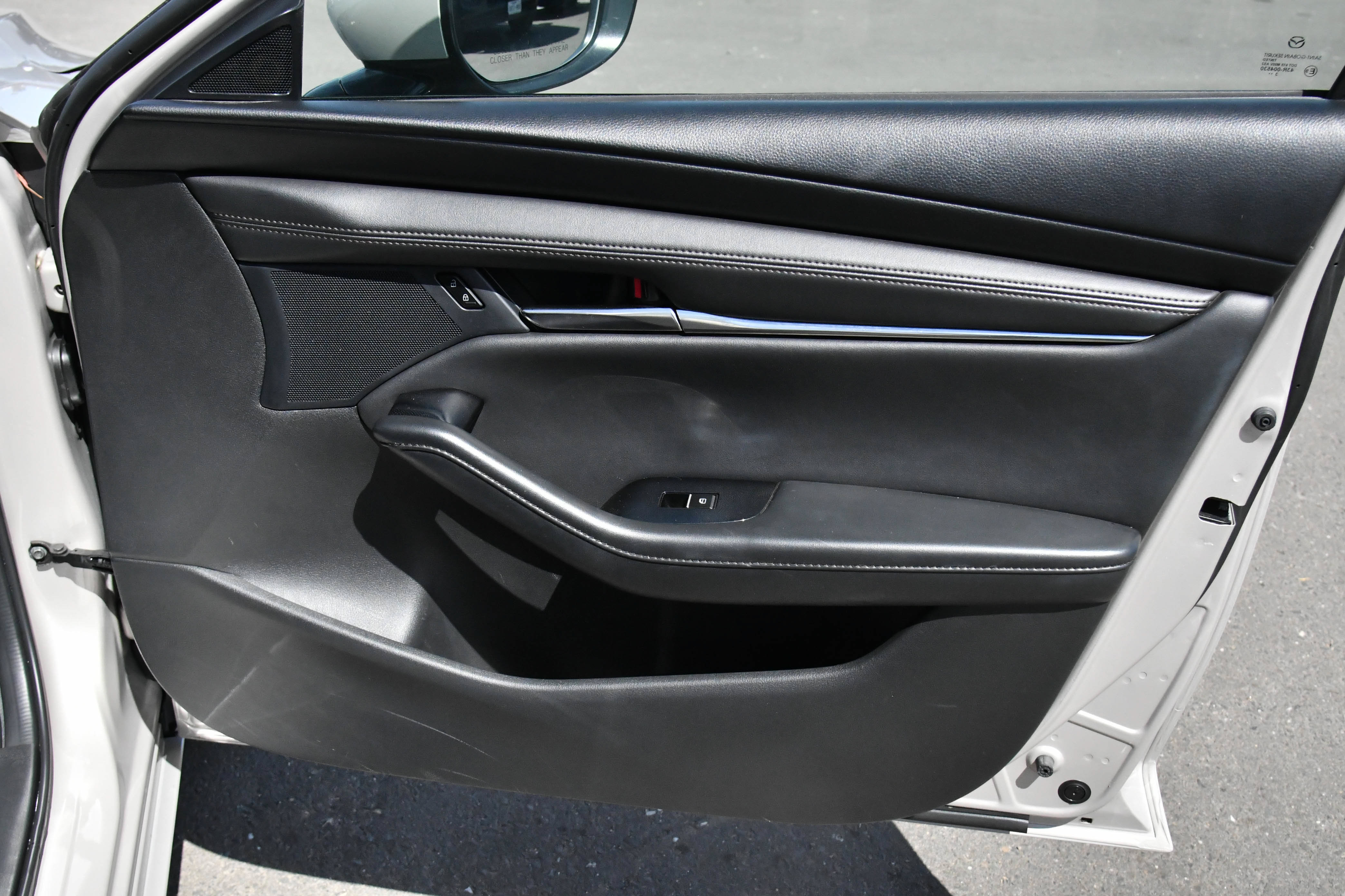 Used 2024 MAZDA MAZDA3 s FWD image 39