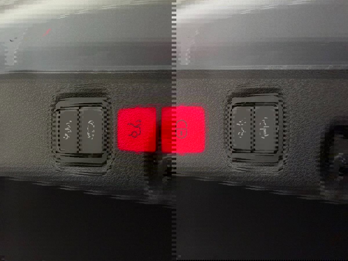 Used 2021 Mercedes-Benz E 53 AMG 4MATIC Sedan image 62