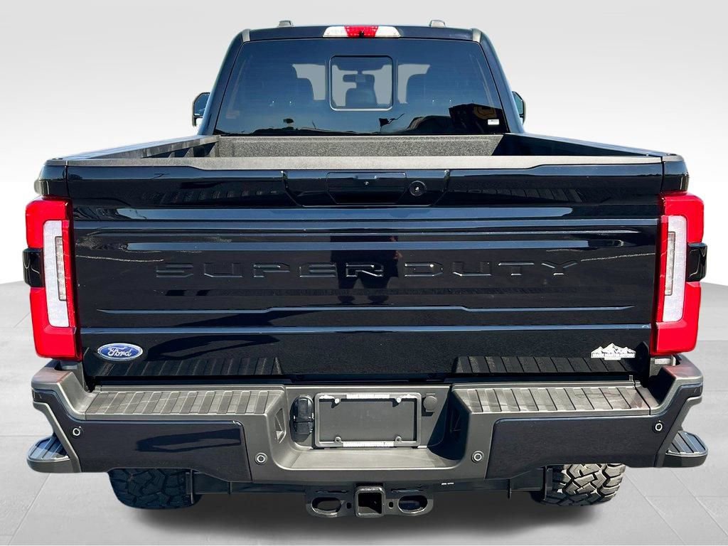 Used 2025 Ford F250 Platinum image 10