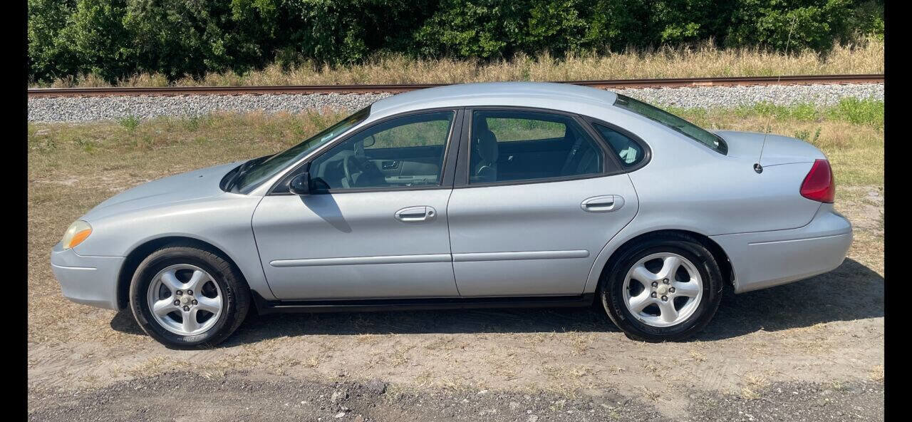 Used 2003 Ford Taurus SES image 7