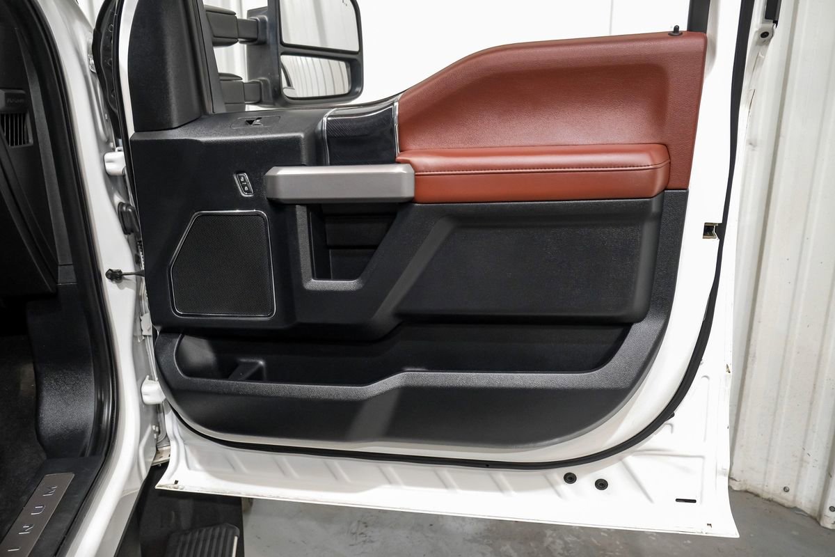 Used 2020 Ford F450 Platinum w/ FX4 Off-Road Package image 48