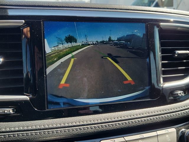 Used 2020 Chrysler Pacifica Limited image 48