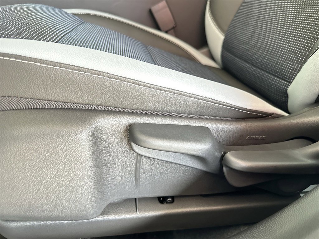 New 2025 Buick Envista Preferred w/ Convenience II Package image 12