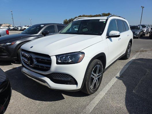 Used 2022 Mercedes-Benz GLS 450 4MATIC image 2