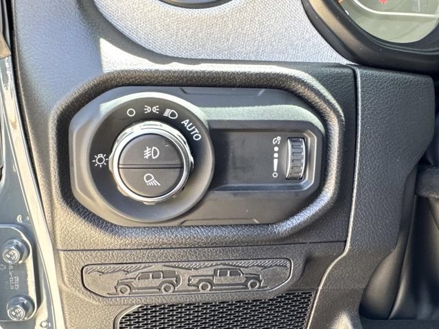 New 2026 Jeep Gladiator Sport AWD/4WD image 30