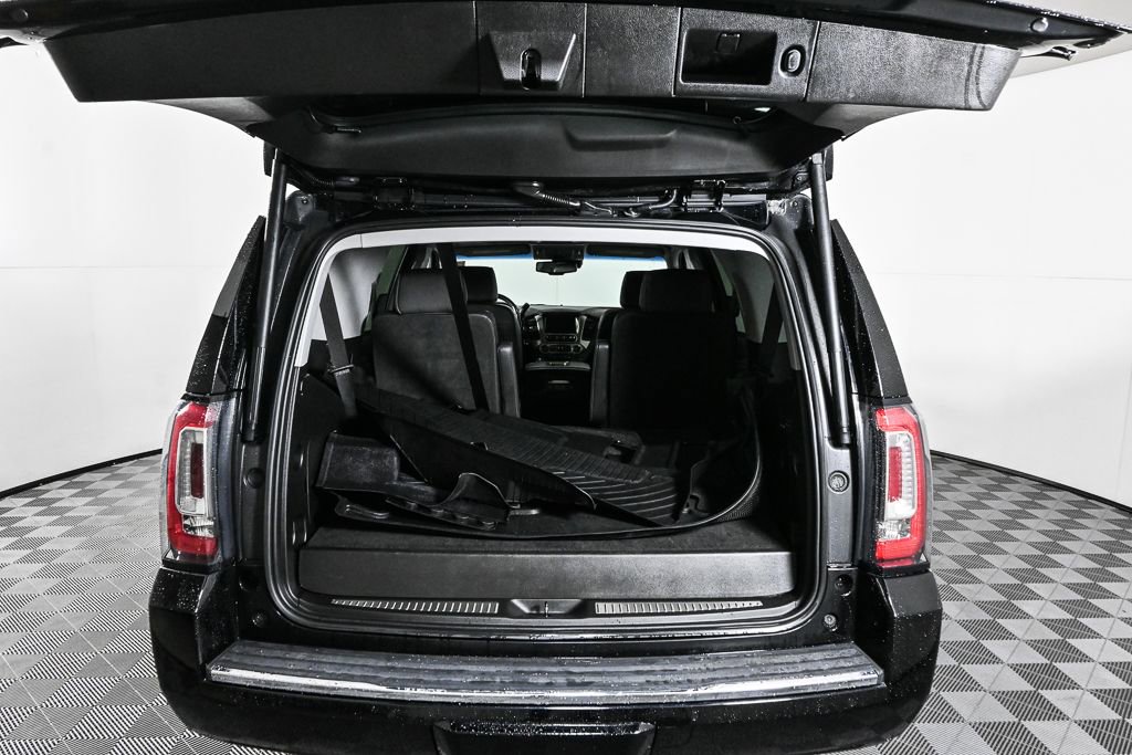 Used 2018 GMC Yukon Denali w/ Denali Ultimate Package image 32