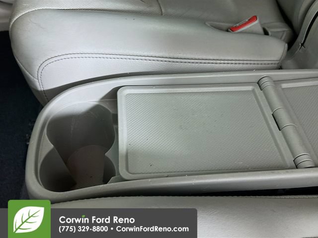 Used 2013 Toyota Highlander Limited AWD/4WD image 27