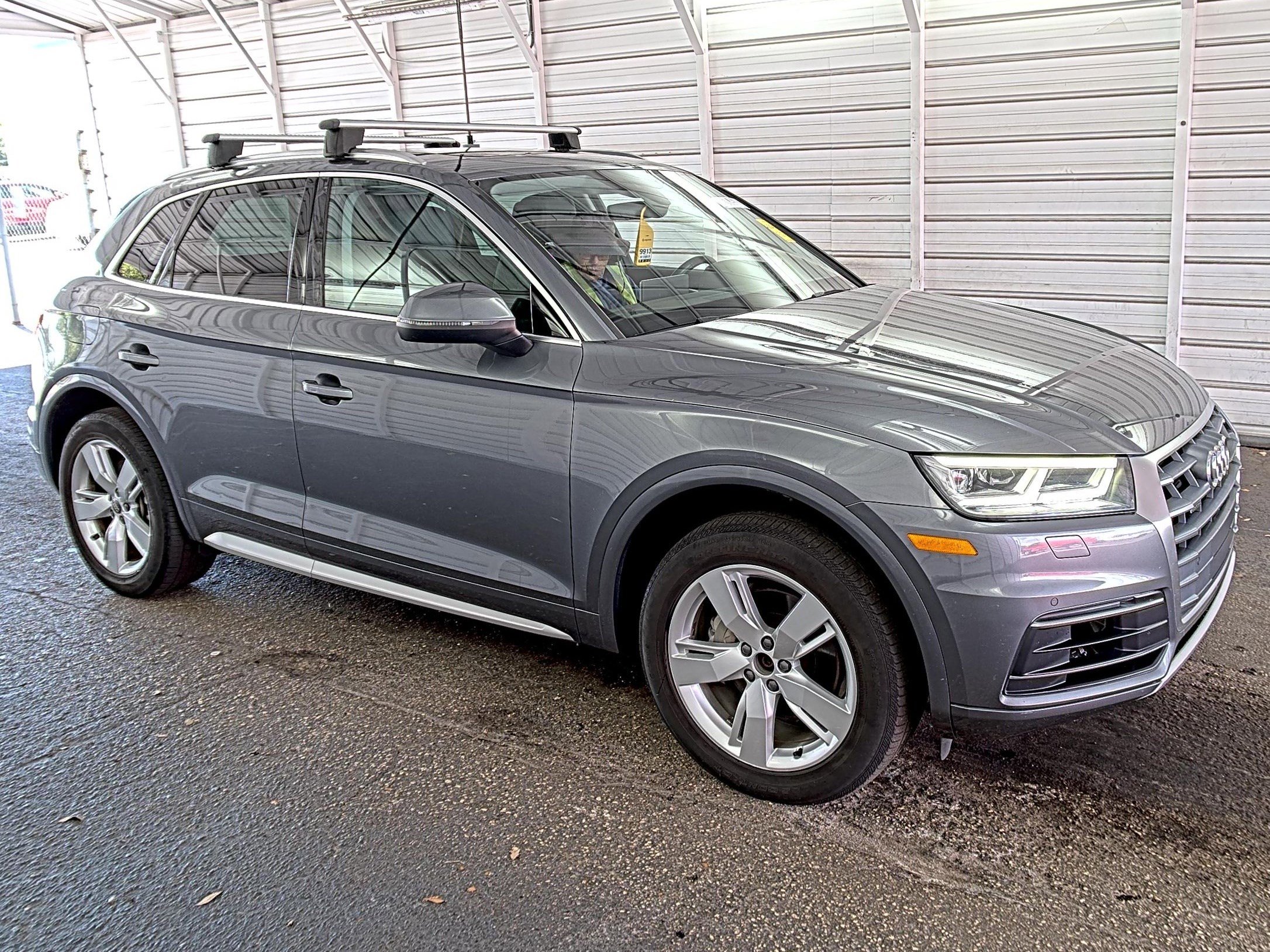 Used 2019 Audi Q5 2.0T Premium Plus w/ Premium Plus Package AWD/4WD image 4