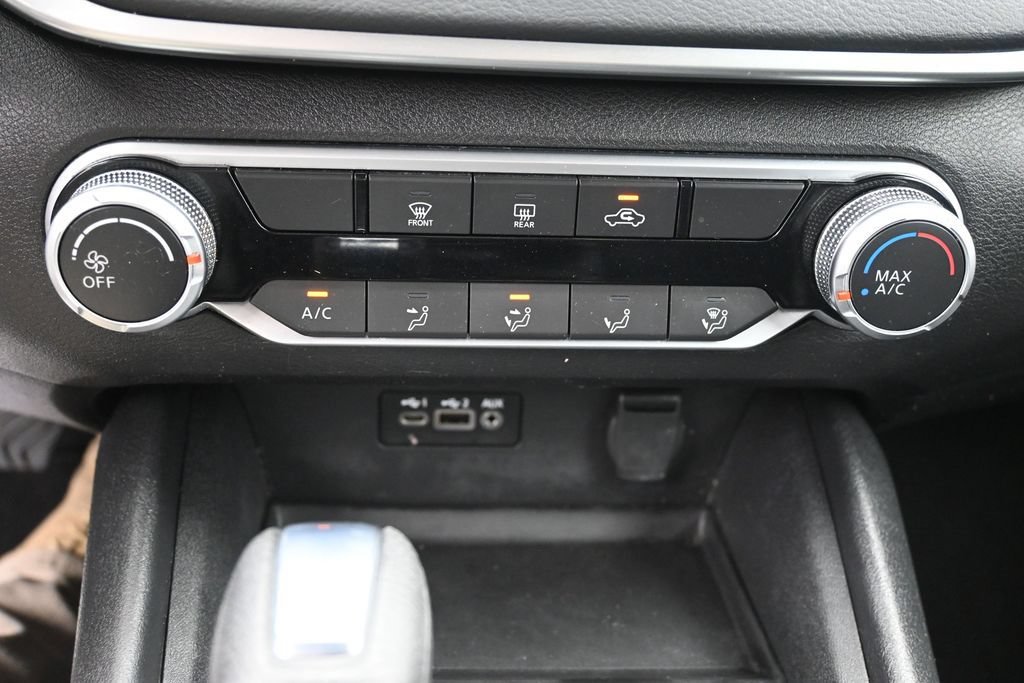 Used 2022 Nissan Altima 2.5 SV FWD image 13