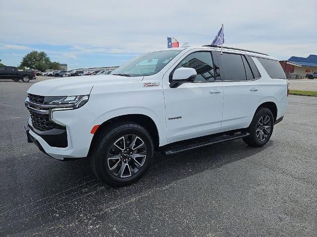 Used 2022 Chevrolet Tahoe Z71 w/ Luxury Package AWD/4WD image 2