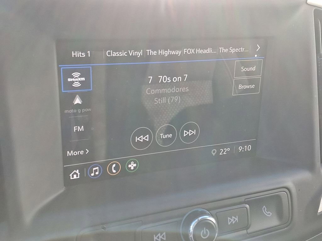 Used 2023 GMC Terrain SLE w/ Driver Convenience Package image 16