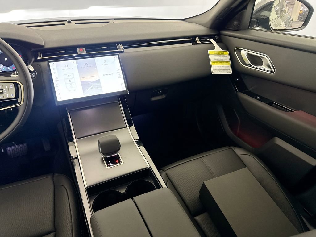 New 2026 Land Rover Range Rover Velar S image 22