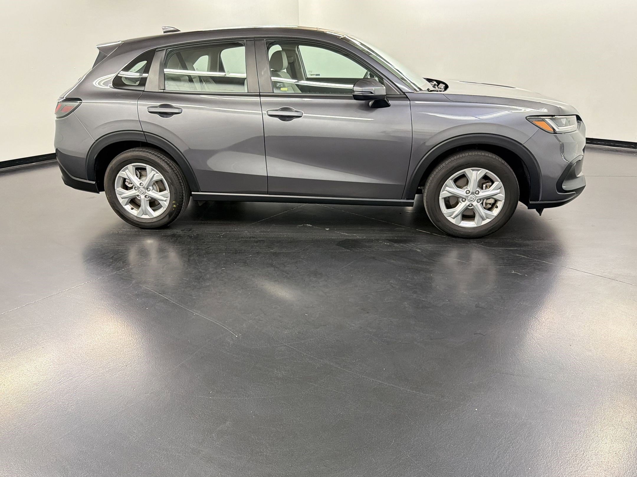 Certified 2024 Honda HR-V LX image 8