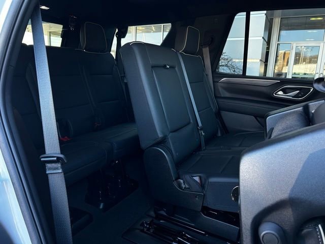 Used 2024 GMC Yukon SLT w/ SLT Luxury Package image 29