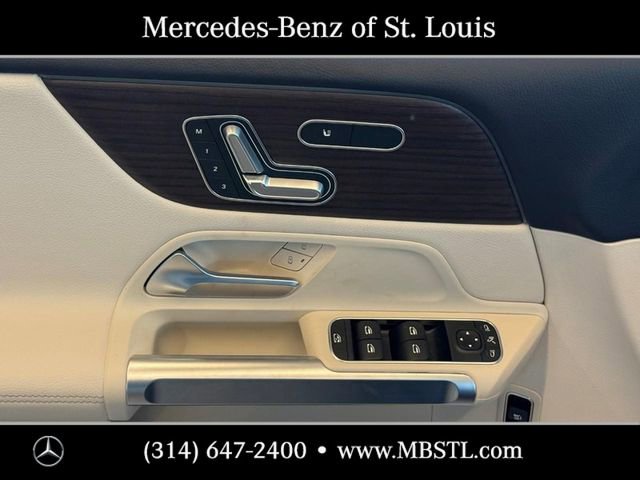 New 2026 Mercedes-Benz GLB 250 4MATIC image 11