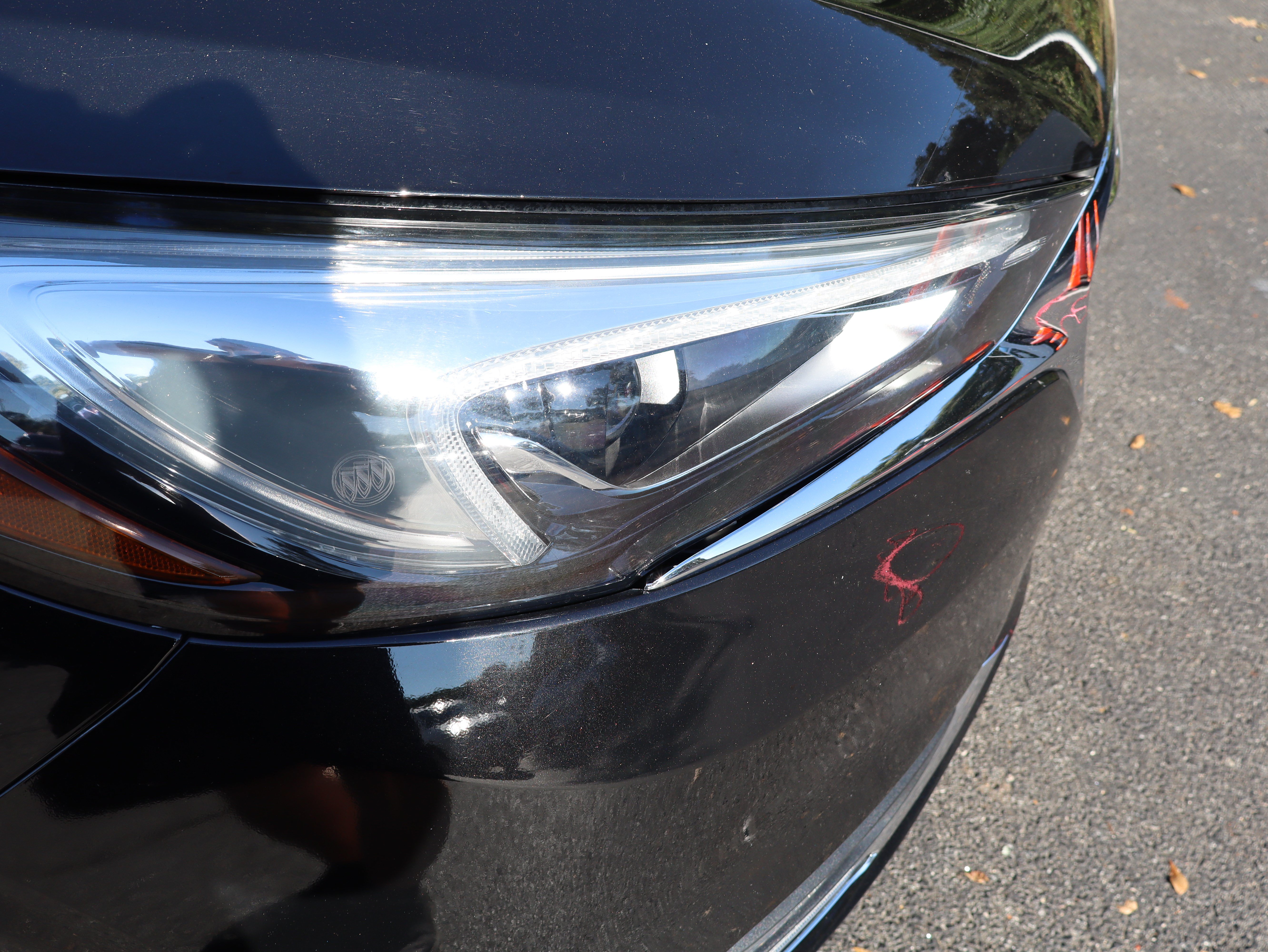 Used 2019 Buick Enclave Essence FWD image 11