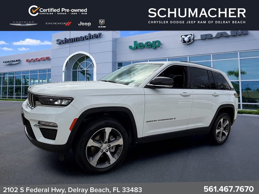 Certified 2023 Jeep Grand Cherokee Limited AWD/4WD image 3