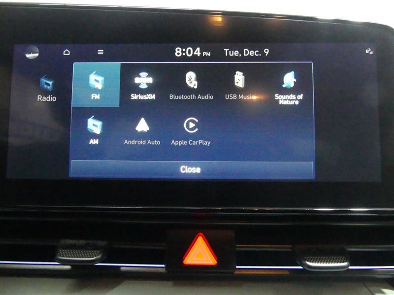 Used 2024 Hyundai Elantra Limited image 47