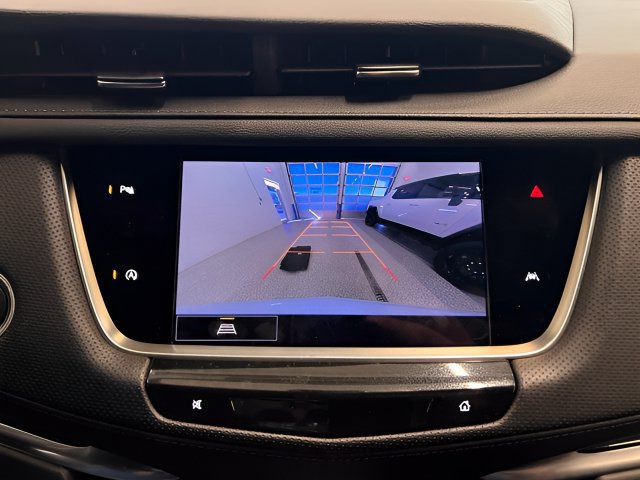 Certified 2024 Cadillac XT6 Luxury w/ LPO, Floor Liner Package AWD/4WD image 33