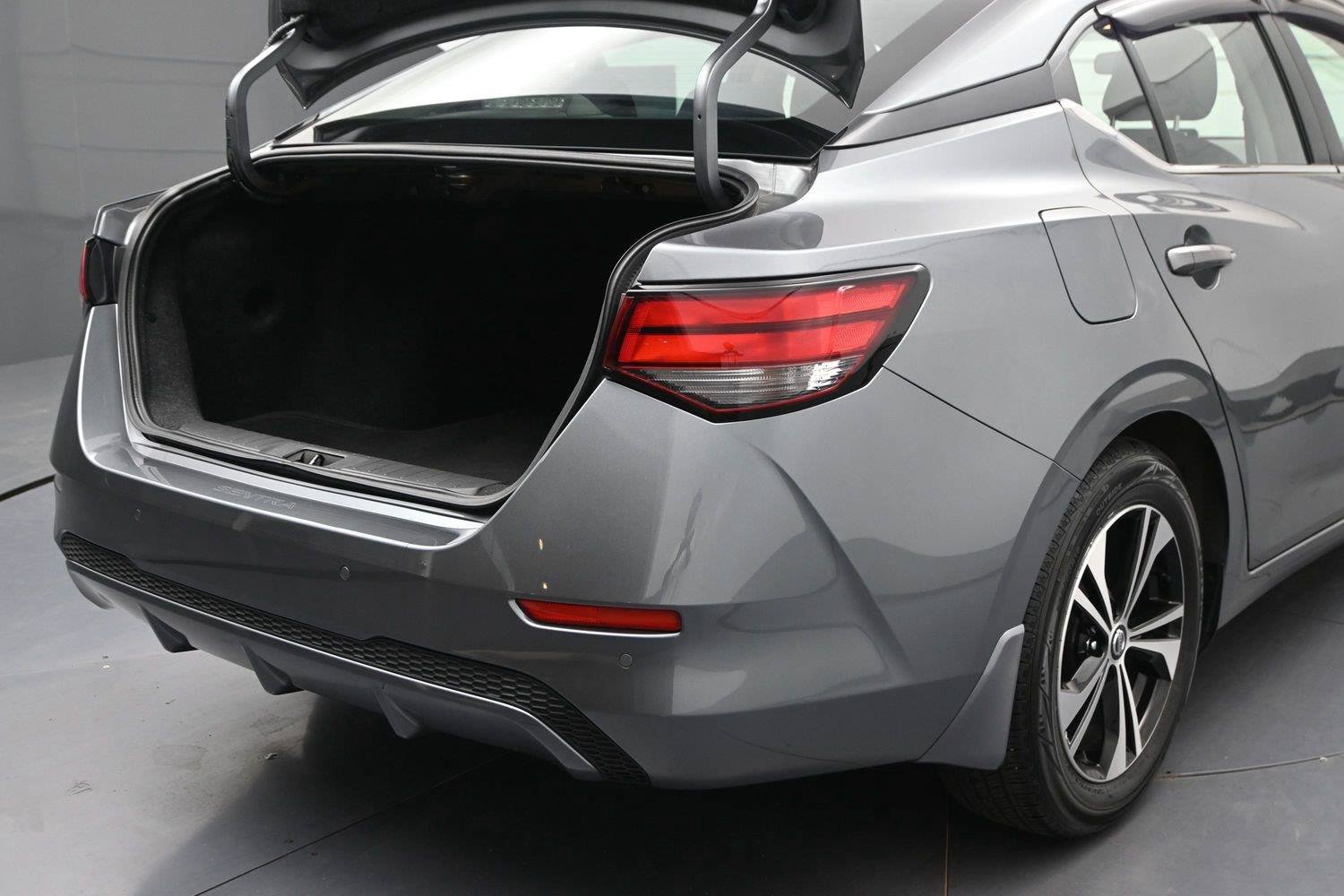 Used 2022 Nissan Sentra SV w/ All-Weather Package FWD image 14