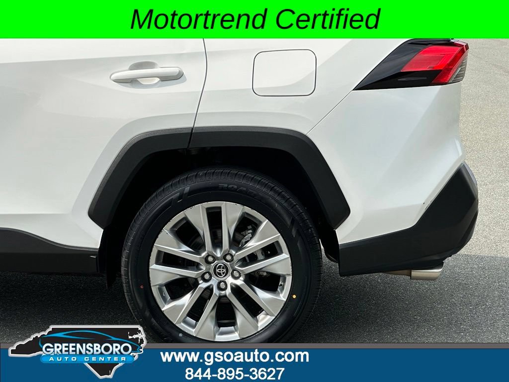 Used 2019 Toyota RAV4 XLE Premium AWD/4WD image 43