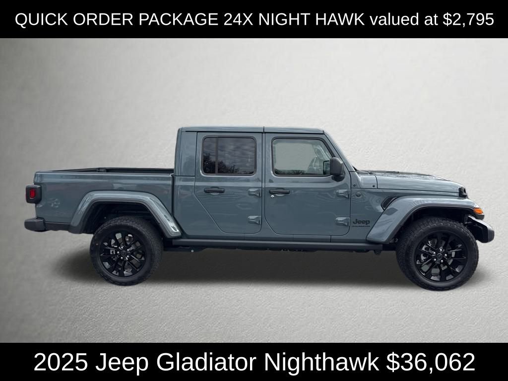 Used 2025 Jeep Gladiator Sport image 2
