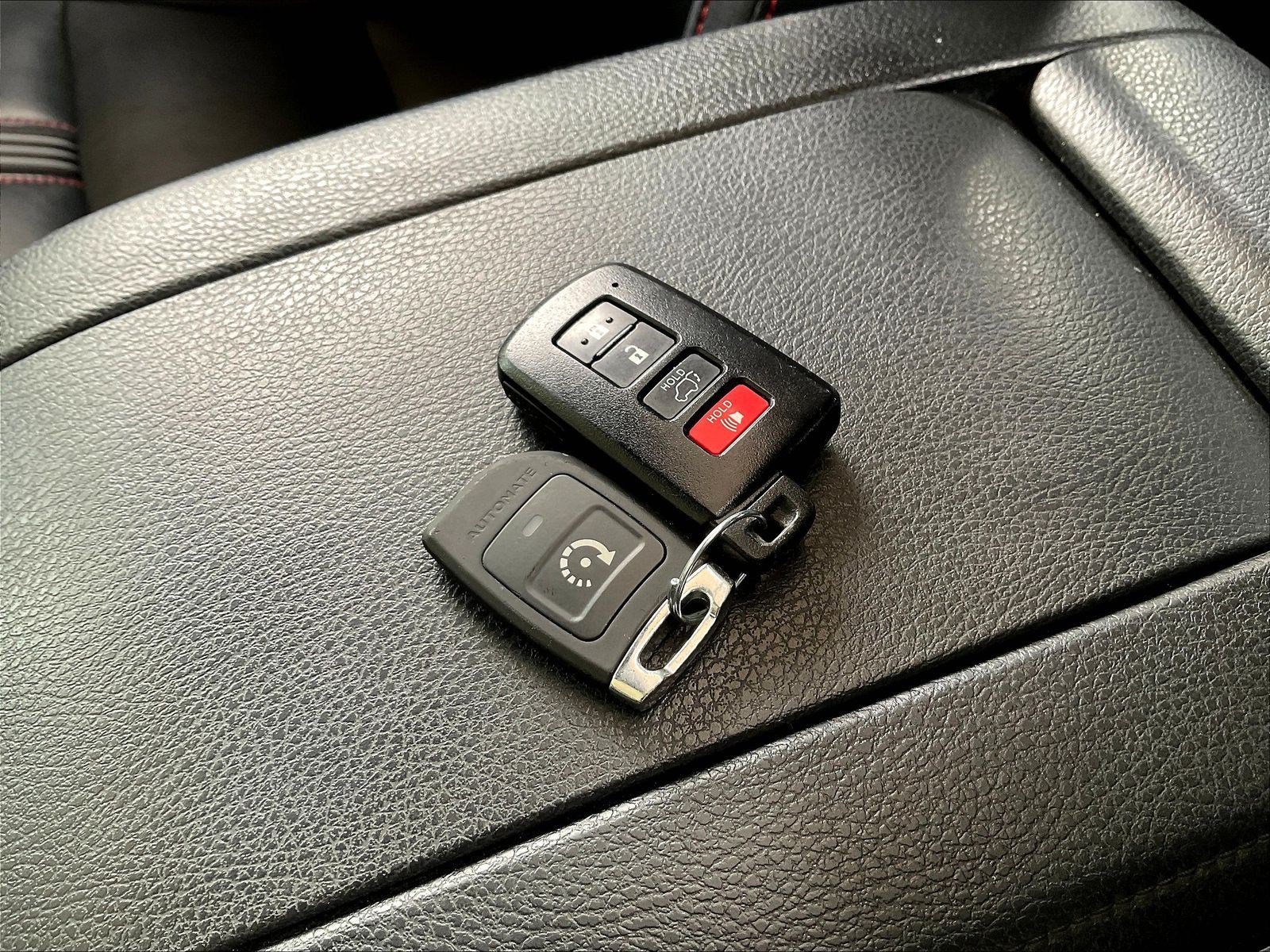 Used 2019 Toyota Highlander SE AWD/4WD image 34