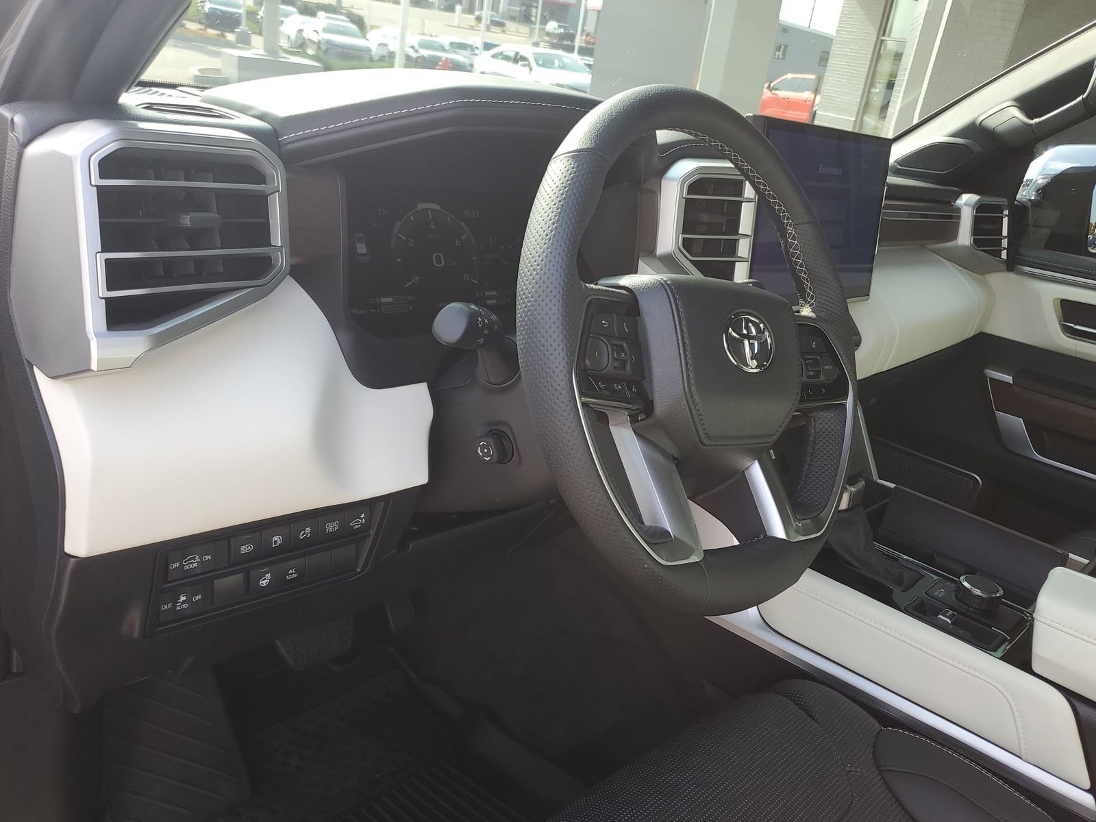 Certified 2024 Toyota Sequoia Capstone AWD/4WD image 19