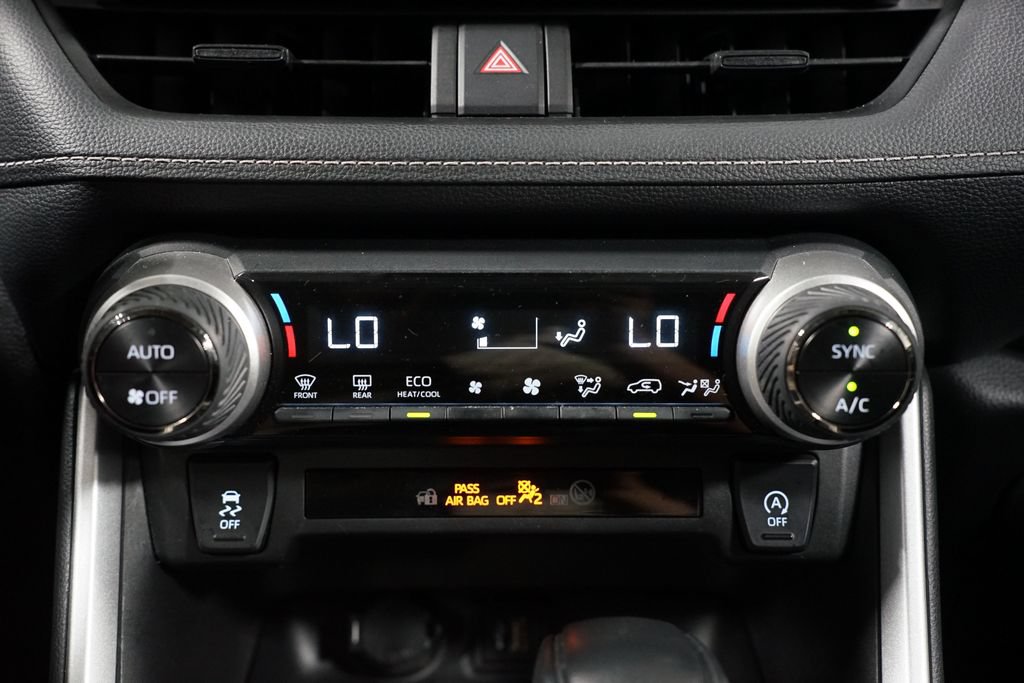 Used 2023 Toyota RAV4 XLE FWD image 20